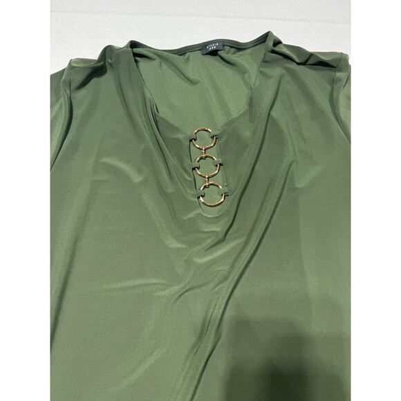Studio 1886 Green V-Neck Top Gold Ring Detail Short Sleeve Stretchy 1X (18W-20W) - Picture 4 of 5
